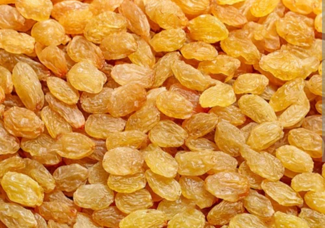 Yellow raisins